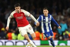 足球盛宴巅峰时刻：邦马蒂女足三连冠，登贝莱领军PSG男子金球